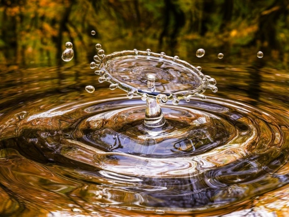 water droplet splash