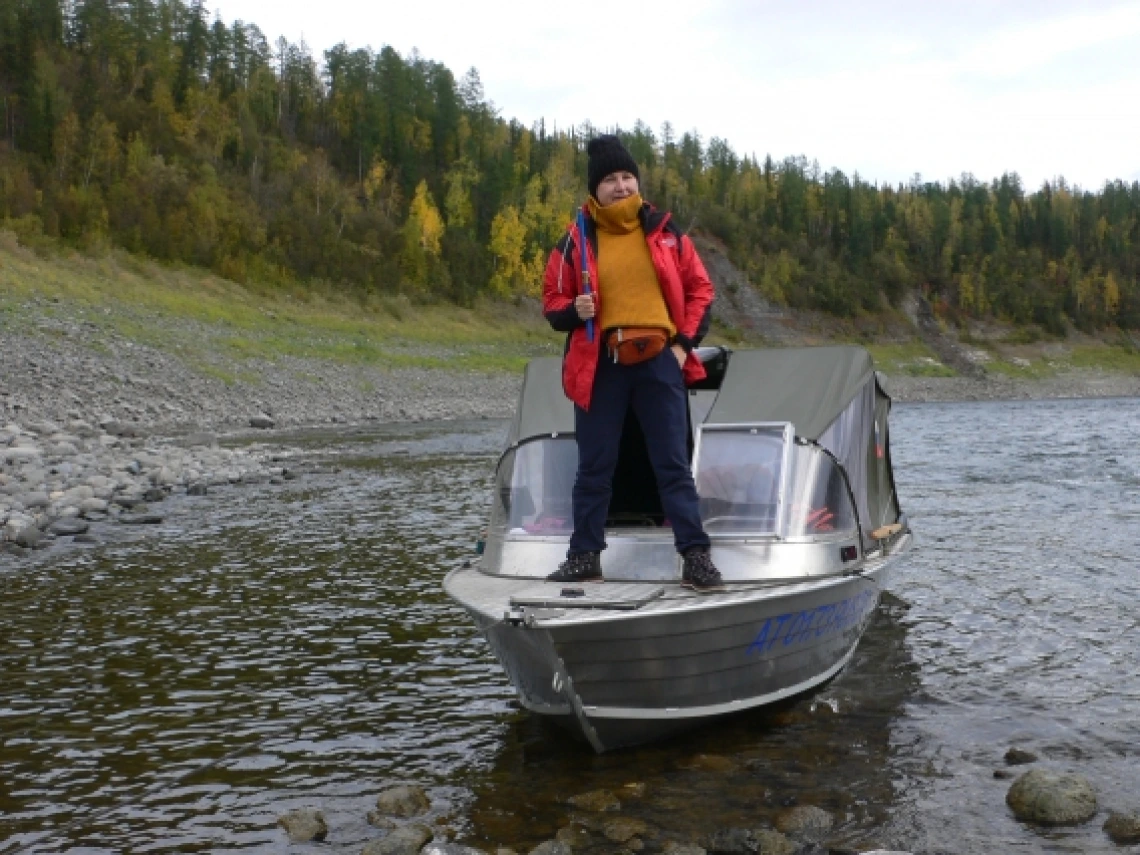 Irina Panyushkina on the Yenisei River